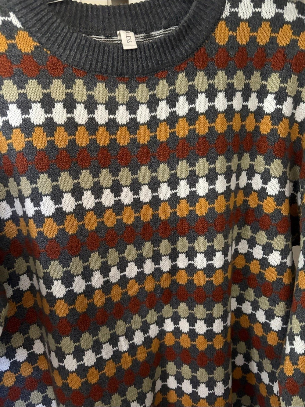 ENALLESS Geometric Knit Sweater in Gray & White Size Medium - Picture 2 of 4